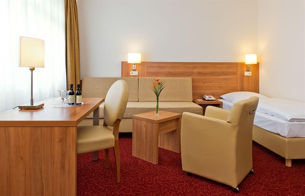 Ringhotel Haus Oberwinter Ремаґен Екстер'єр фото