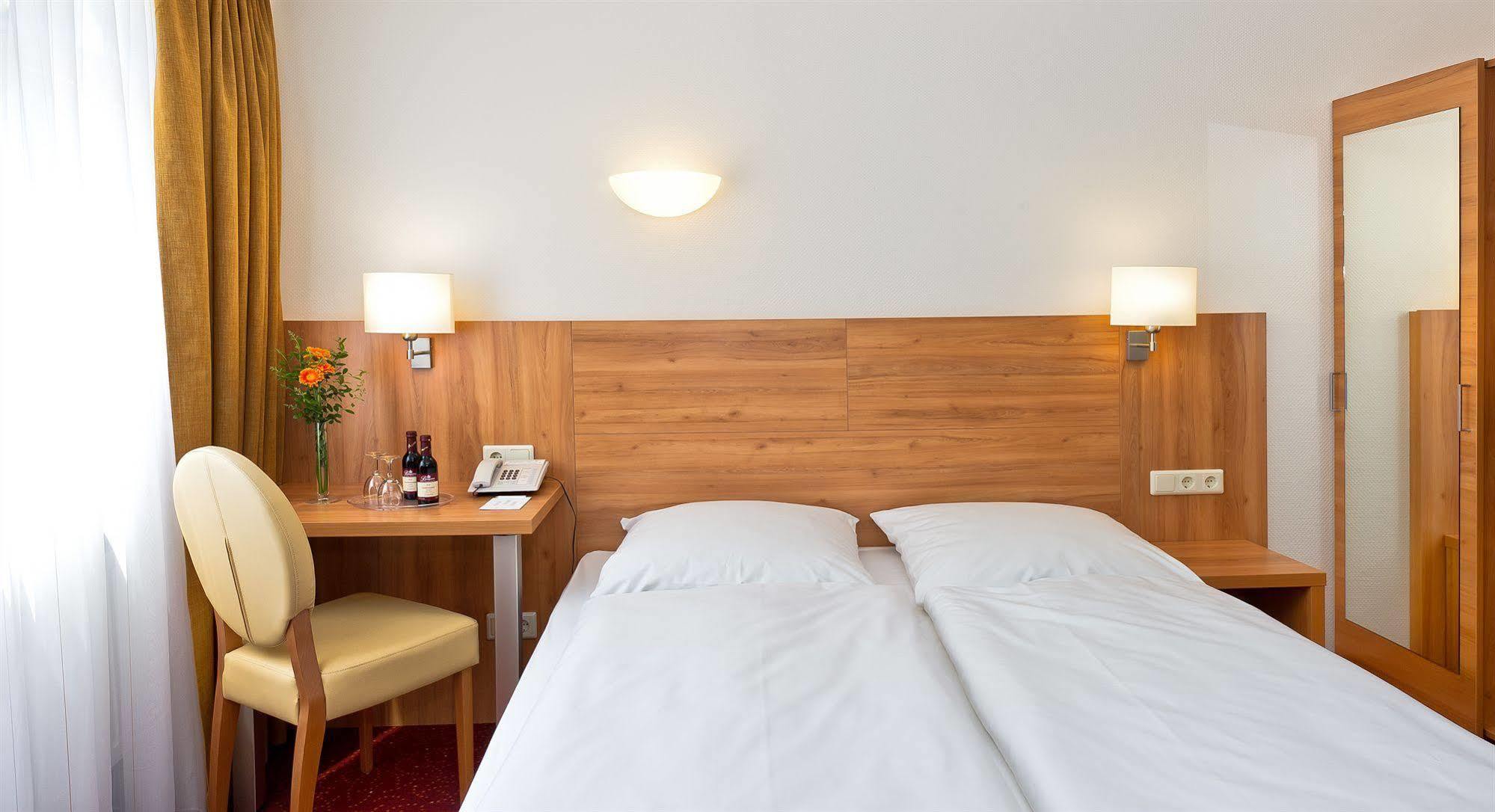 Ringhotel Haus Oberwinter Ремаґен Екстер'єр фото